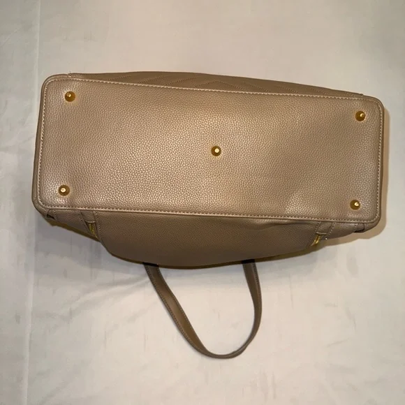 MinkeeBlue Quilted Taupe Tote Bag w/ Pouch – Work, Travel, Mom Bag - Picture 5 of 10